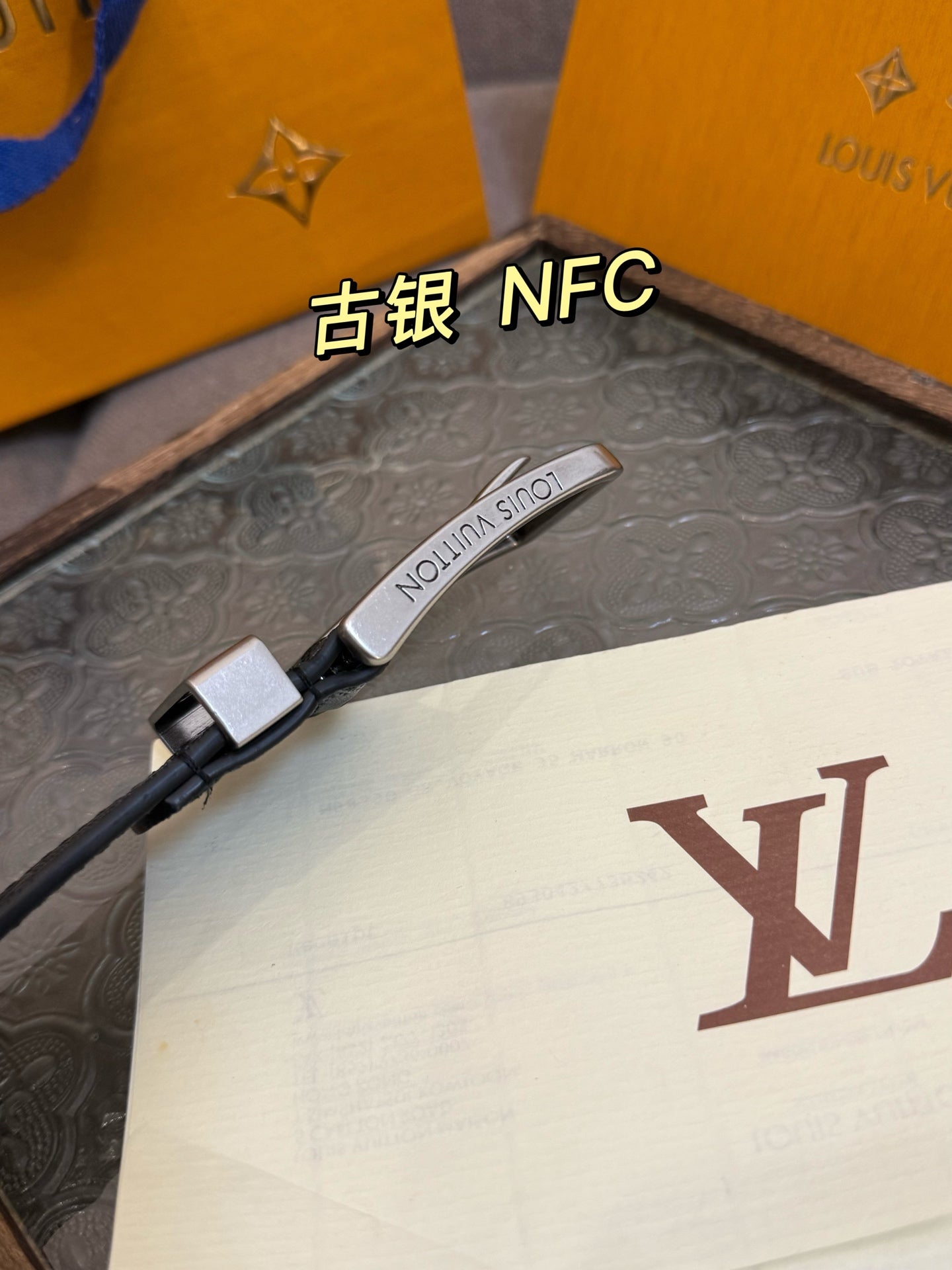 Top layer cowhide checkered silver belt 3.5cm