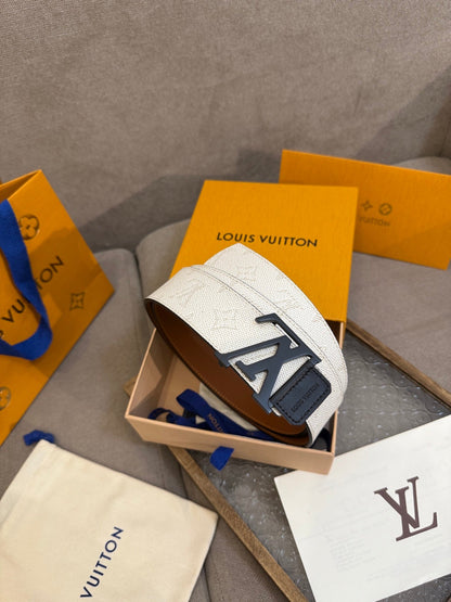 Leather embossed floral belt 4.0cm