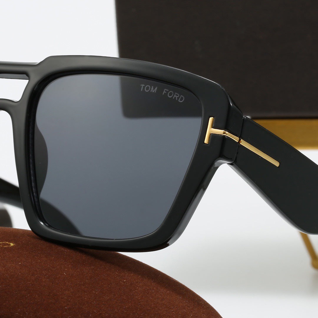 4 Colors Fashion Square-Framed Sunglasses—4019