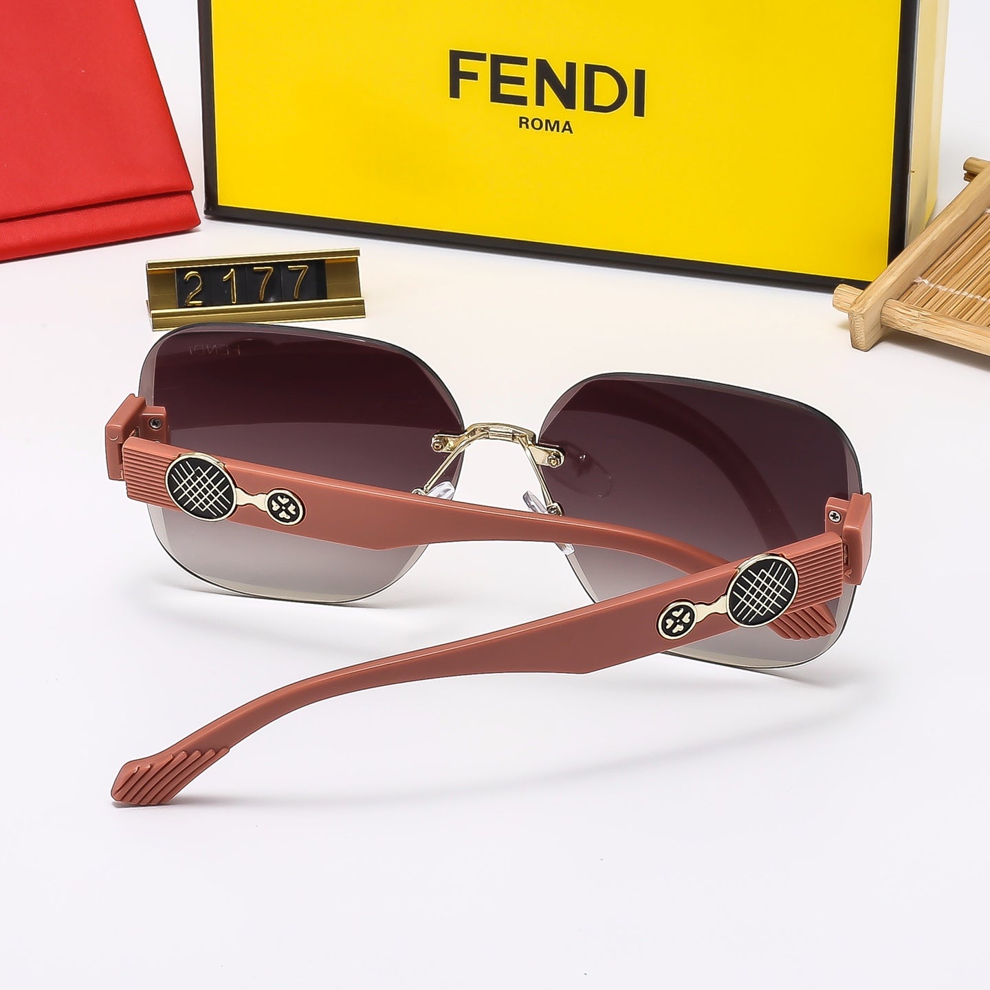 5 Colors Fashion Sunglasses—2177