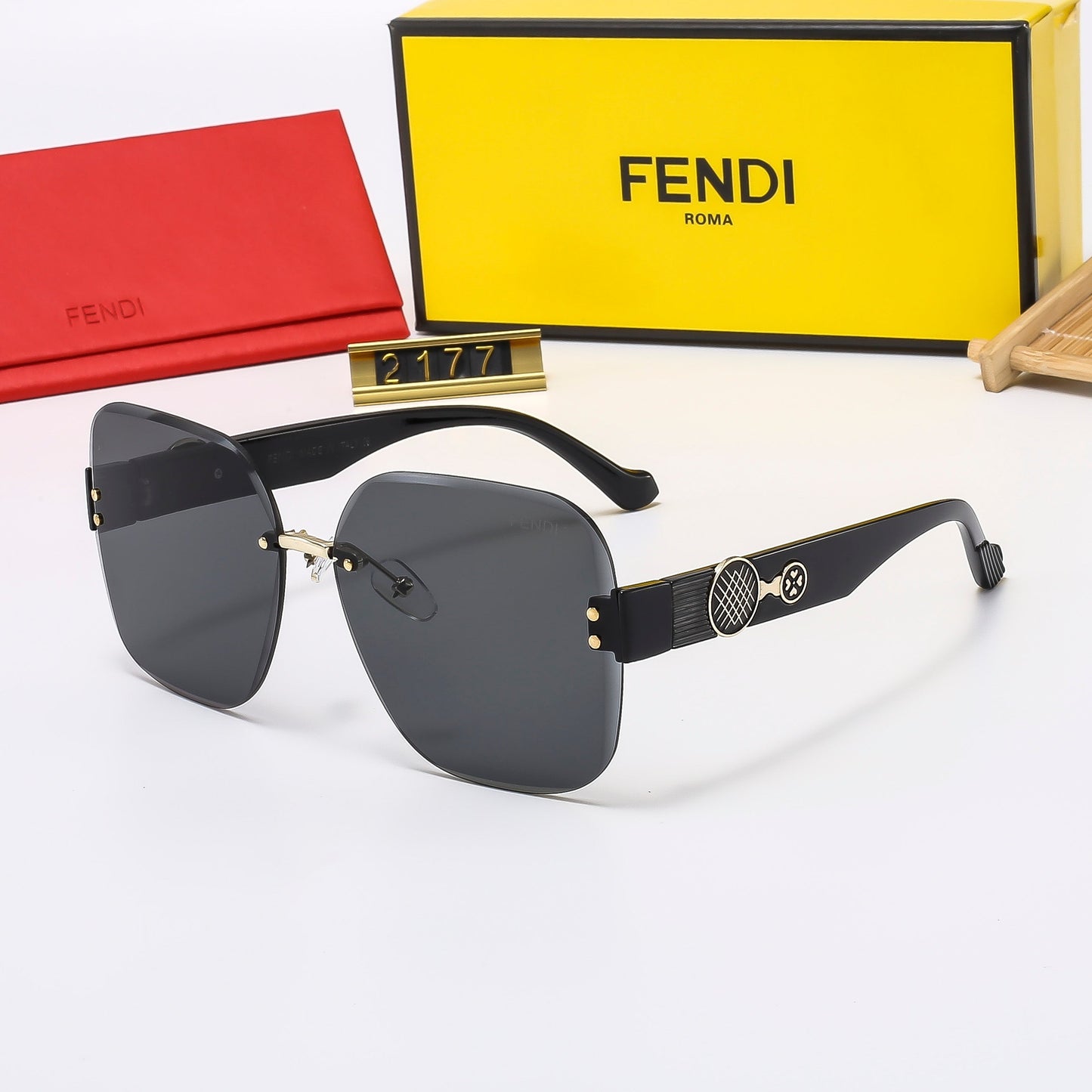 5 Colors Fashion Sunglasses—2177