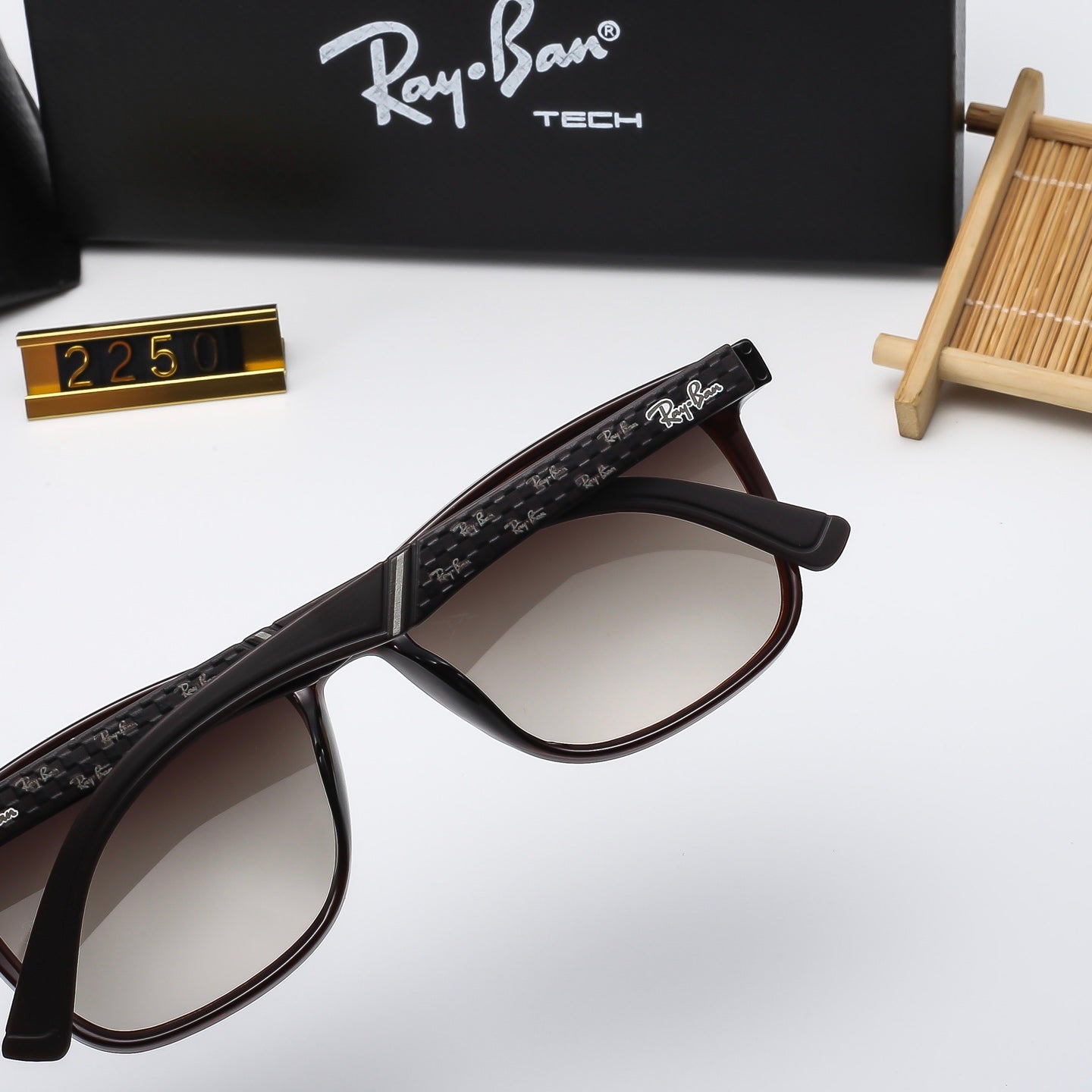 5 Colors Fashion Sunglasses—2251