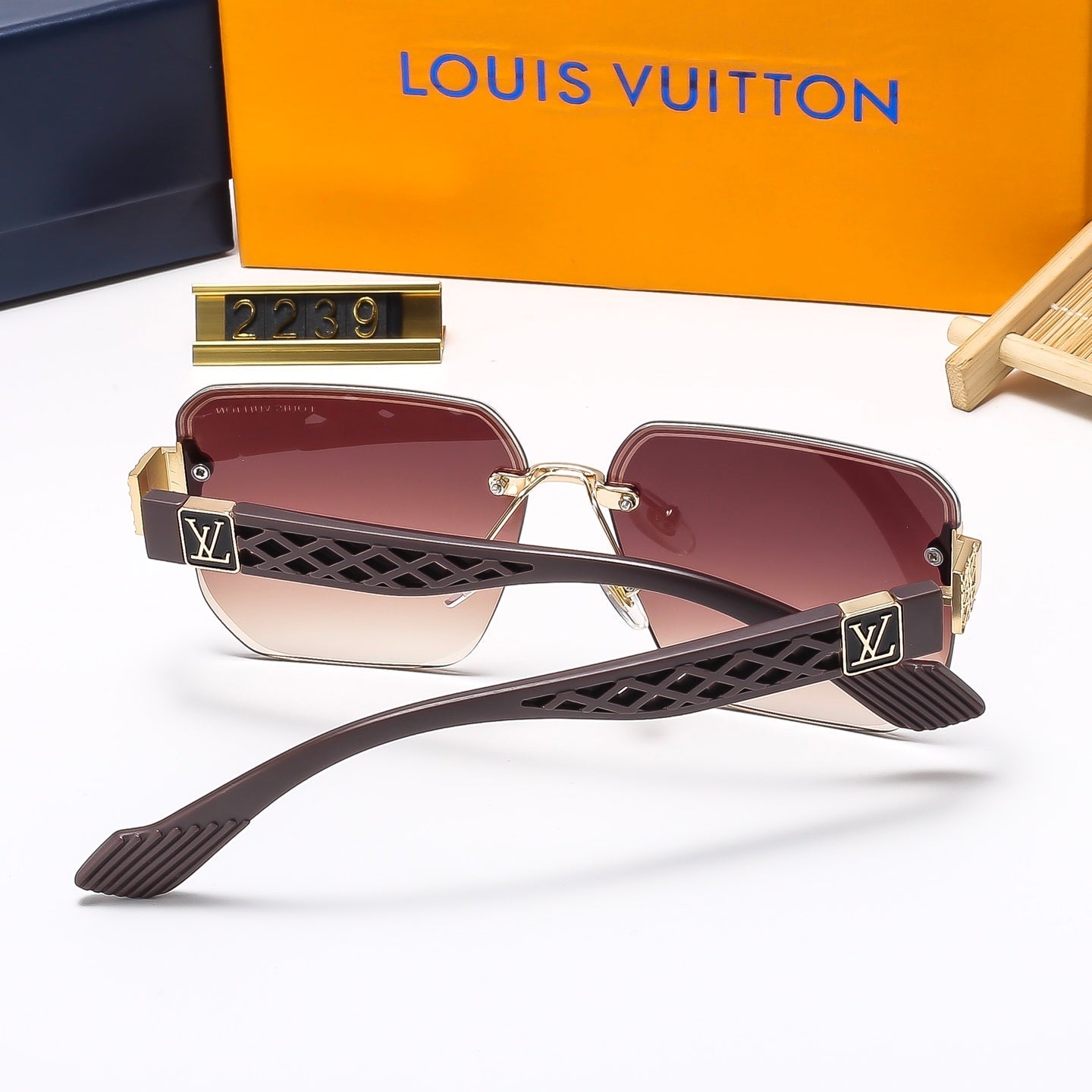 5 Colors Fashion Sunglasses—2239