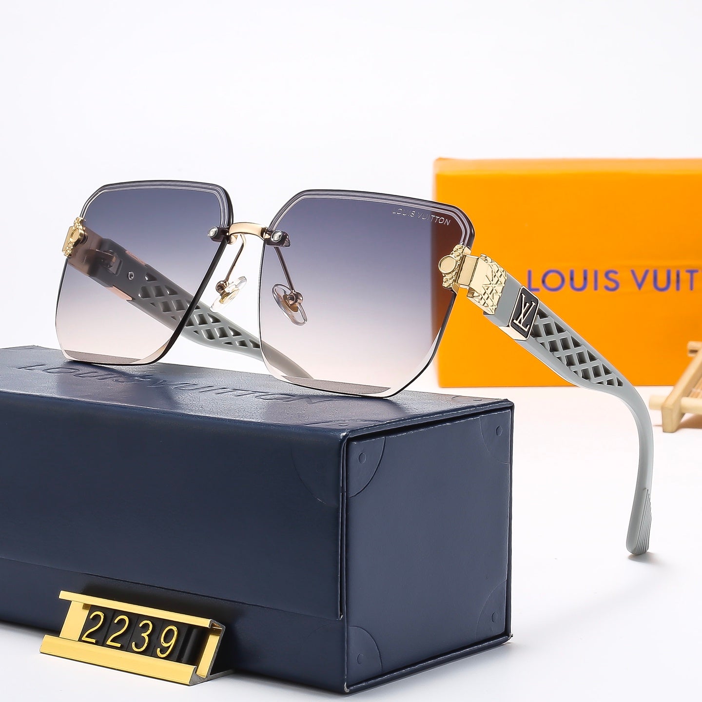 5 Colors Fashion Sunglasses—2239