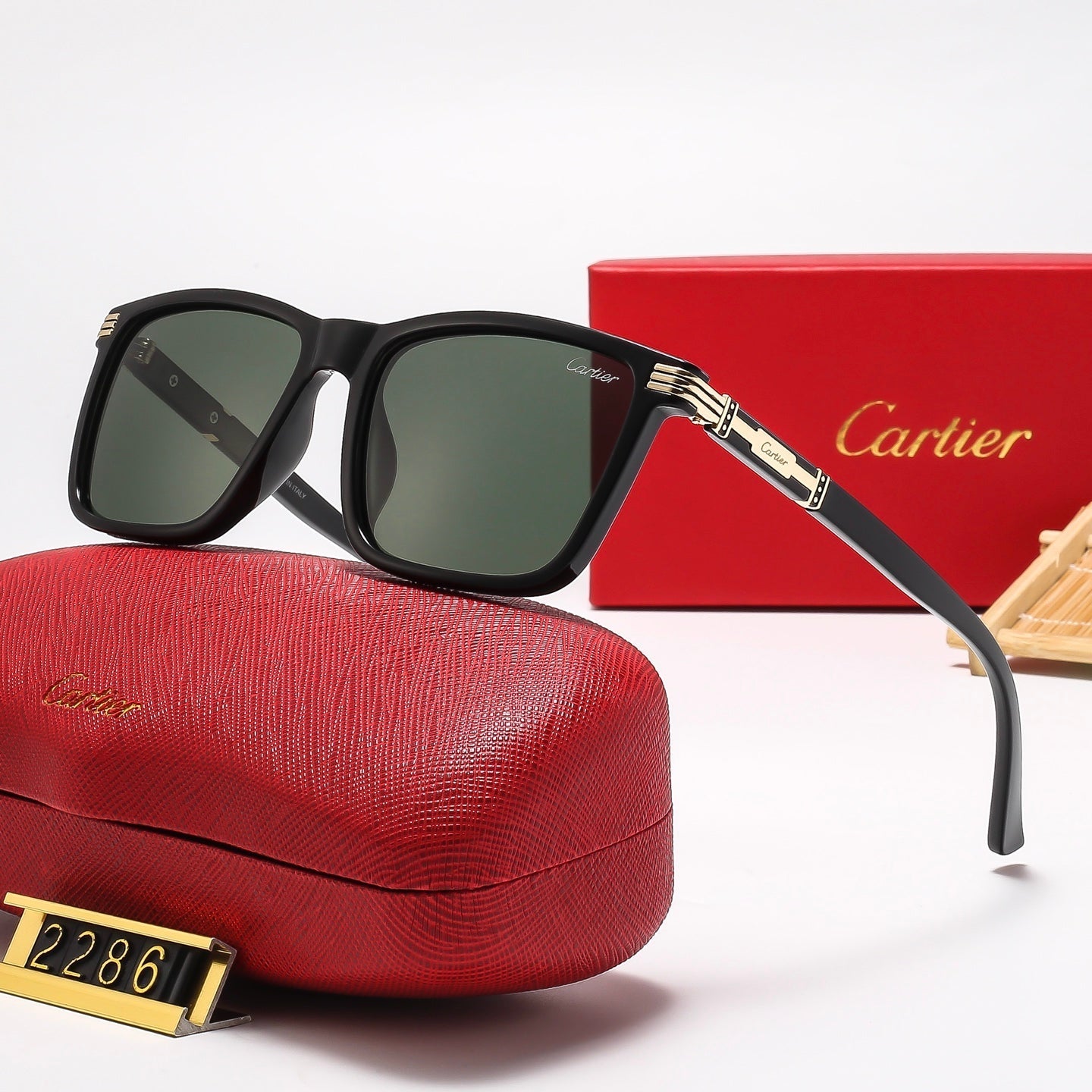 4 Colors Fashion Sunglasses—2286