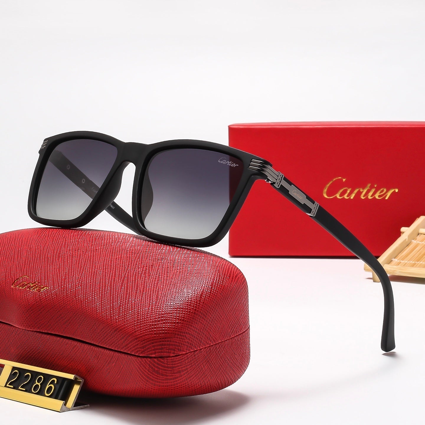 4 Colors Fashion Sunglasses—2286