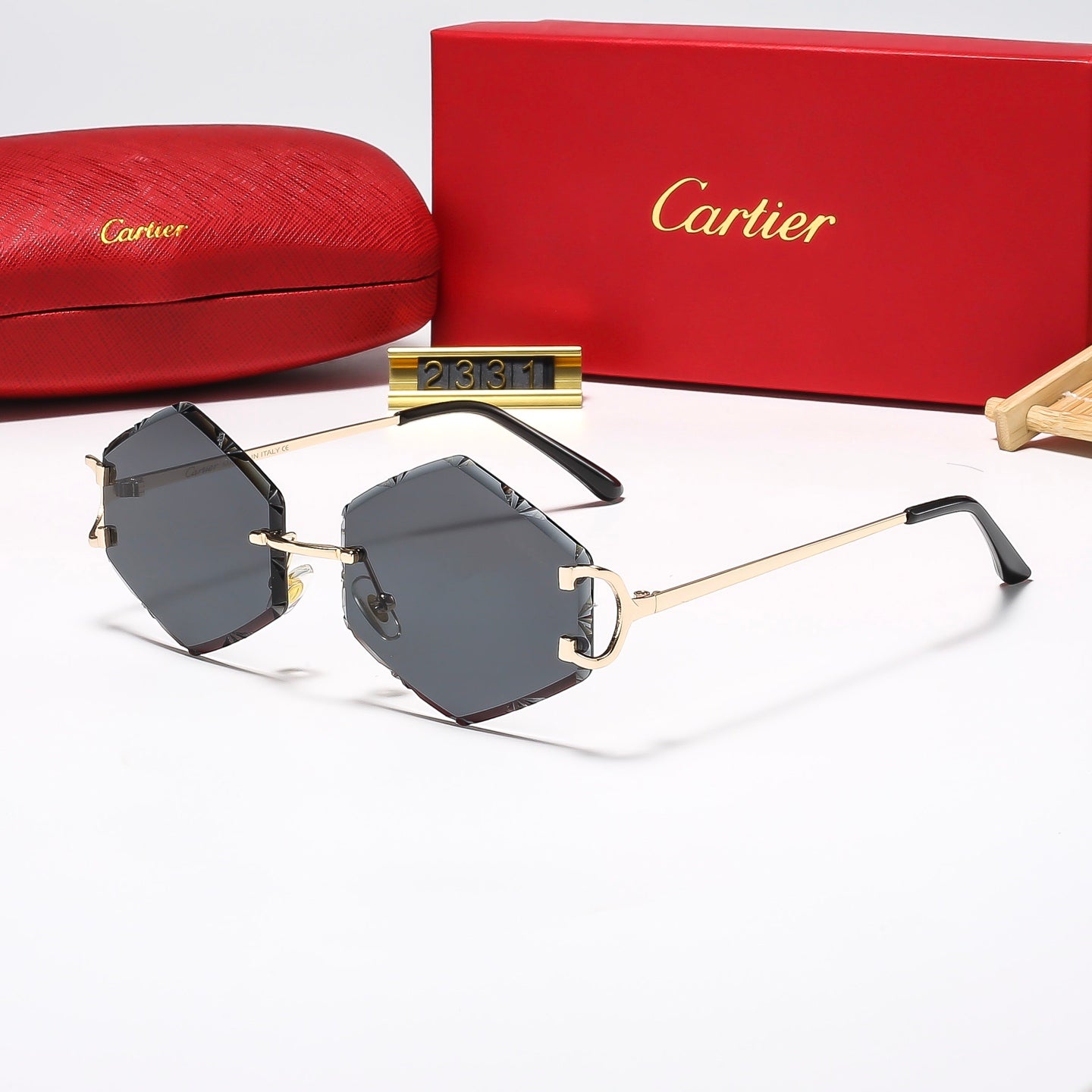 5 Colors Fashion Sunglasses—2324