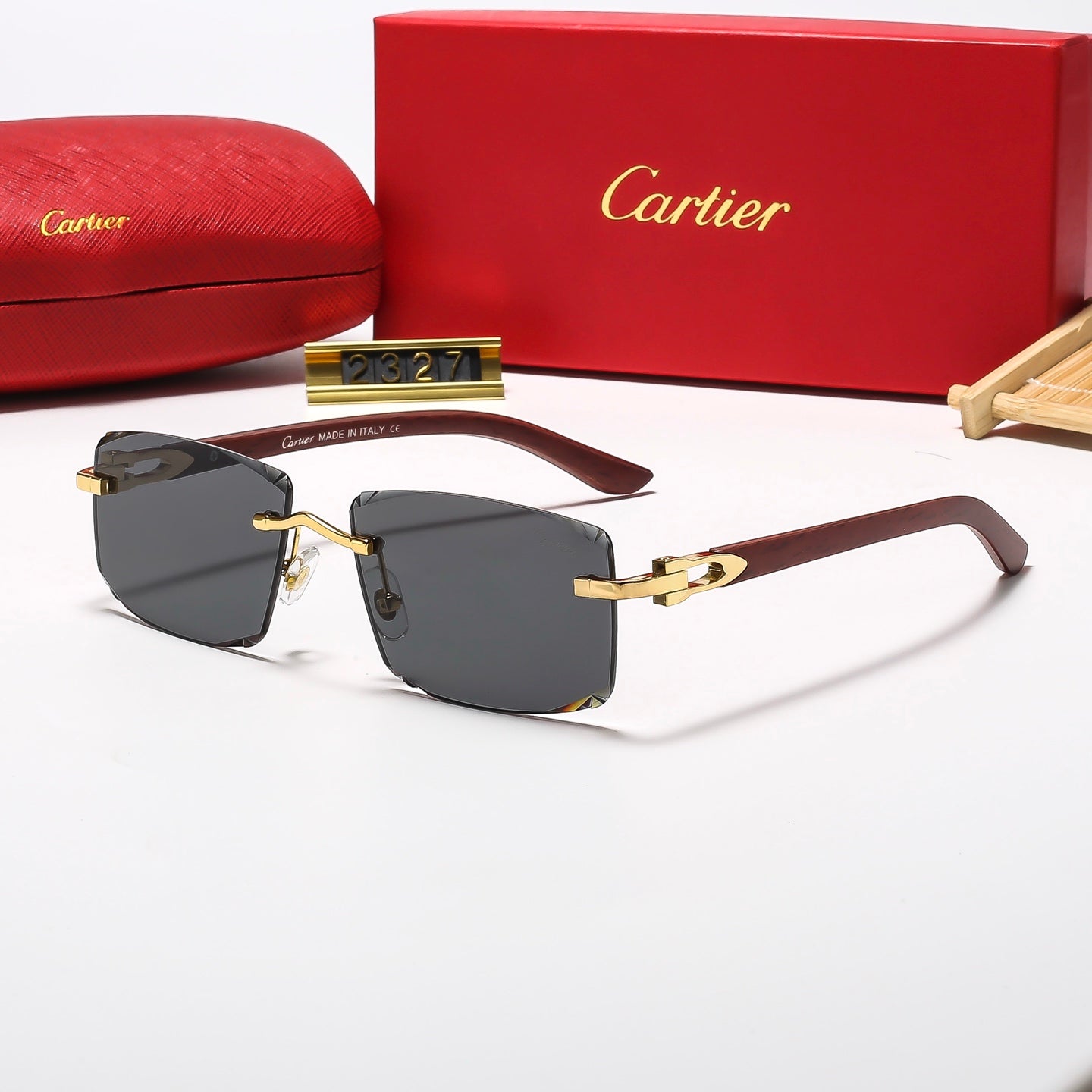 6 Colors Cool Fashion Diamond-patterned Square-framed Sunglasses 2327