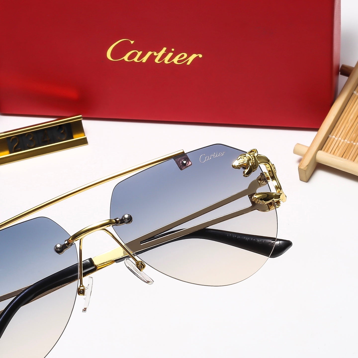 4 Colors Fashion Sunglasses—2343