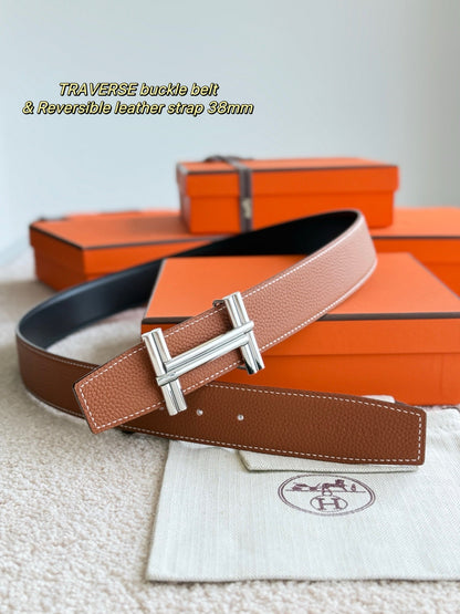 Premium hardware paired with a golden-brown togo leather belt 3.8cm