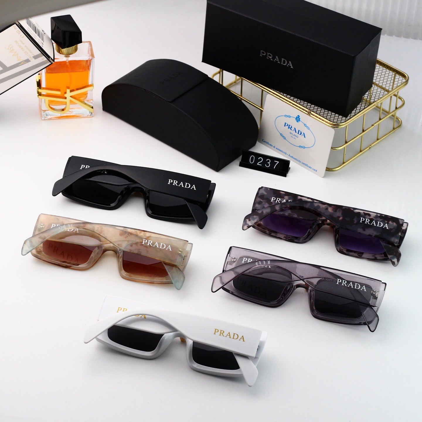 5 Colors Fashion Sunglasses—0237